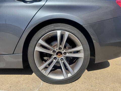 2012 BMW 3 Series 328i