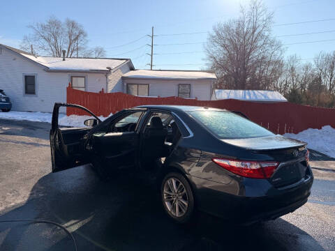 2016 Toyota Camry SE