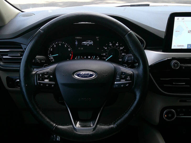 2020 Ford Escape SEL
