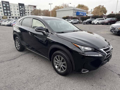 2017 Lexus NX 200t