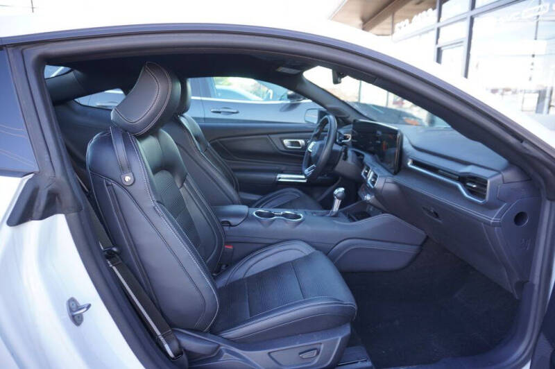 2024 Ford Mustang EcoBoost Premium
