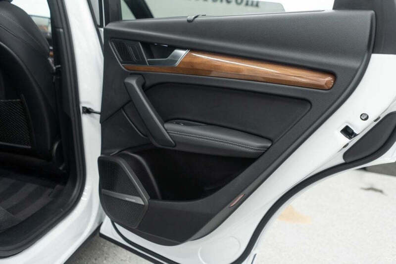 2024 Audi Q5 e quattro S line Prestg 55 TFSI