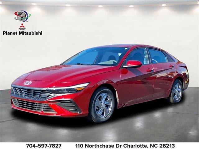 2024 Hyundai Elantra SE