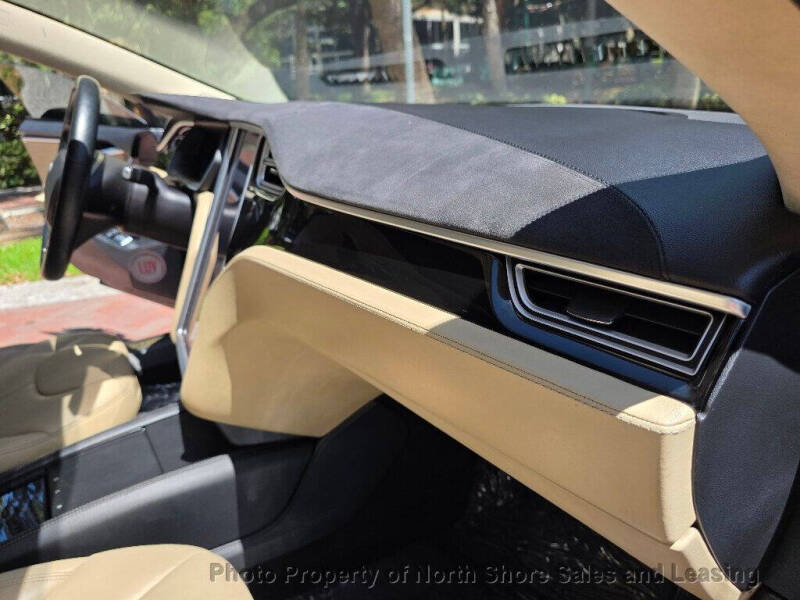 2015 Tesla Model S