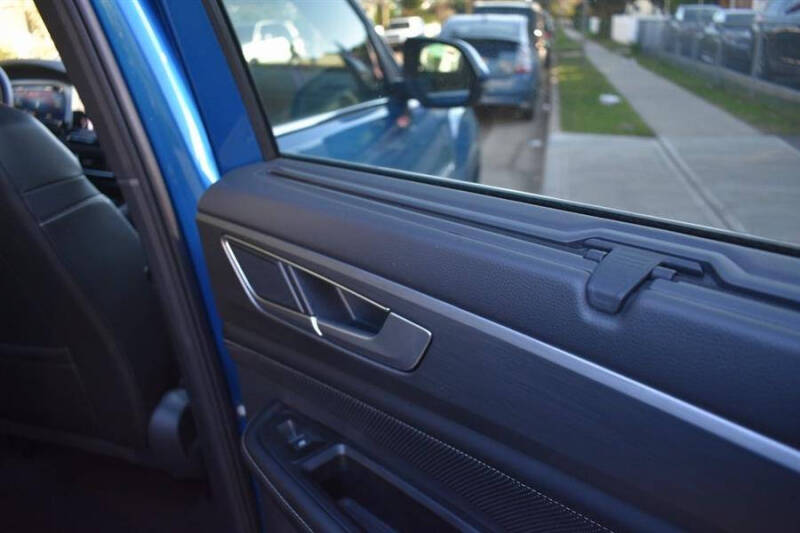 2024 Volkswagen Atlas Cross Sport SE