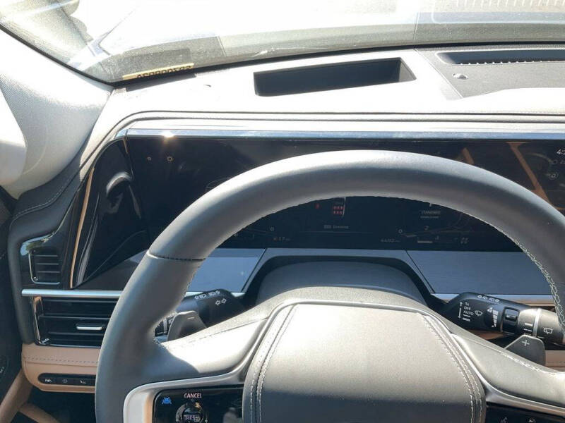 2025 Infiniti QX80 Sensory