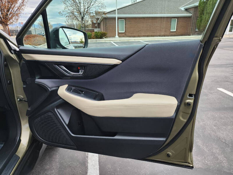 2024 Subaru Outback Premium