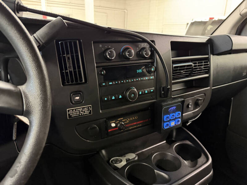 2015 GMC Savana 3500