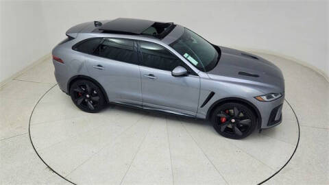 2022 Jaguar F-PACE SVR