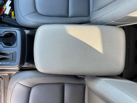 2022 GMC Canyon Elevation Standard