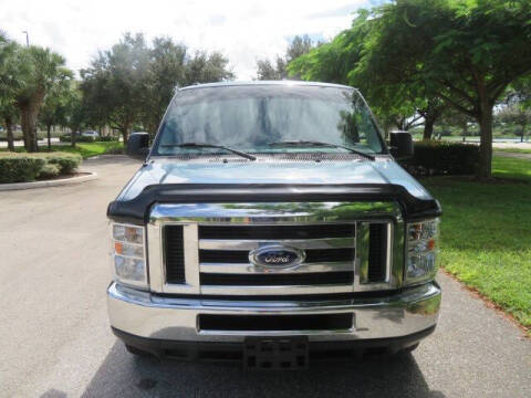 2013 Ford E-Series E-150 XLT