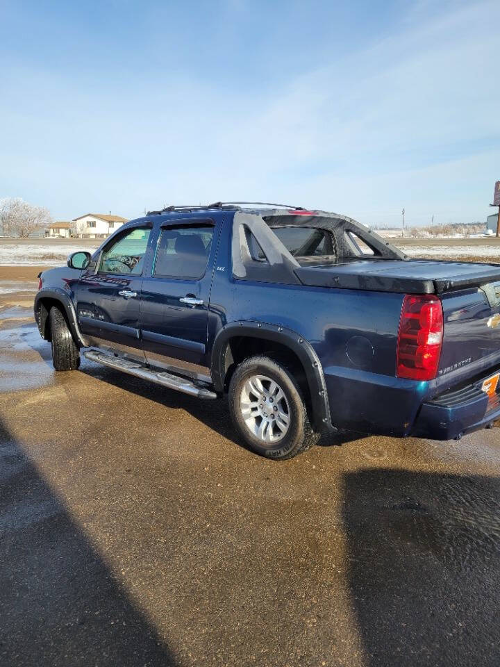 2007 Chevrolet Avalanche for sale at Highside Truck Accessories and Sales llc in Devils Lake, ND