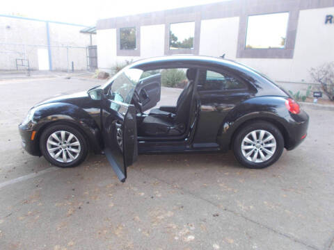 2014 Volkswagen Beetle 2.5L Entry PZEV