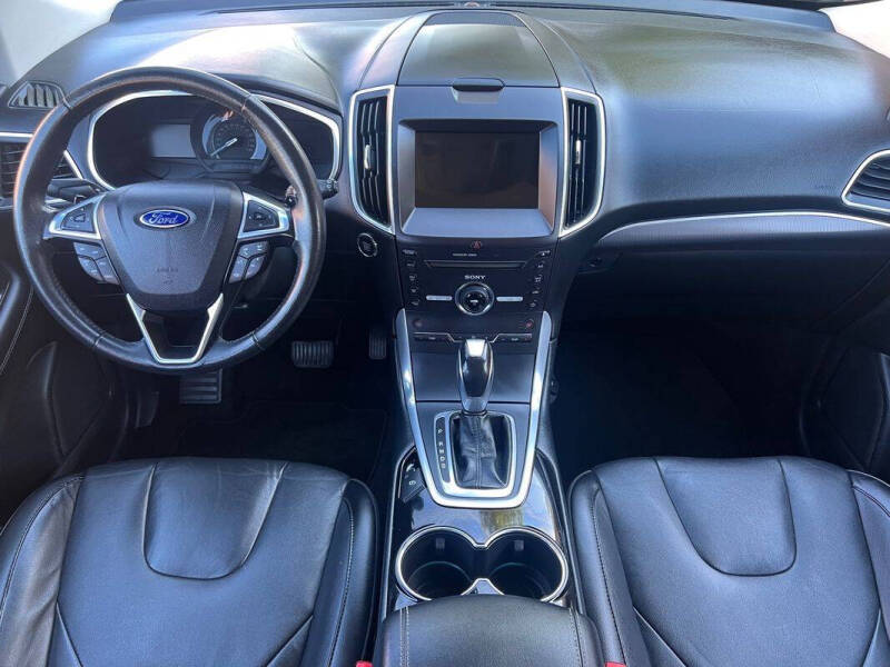 2016 Ford Edge Titanium