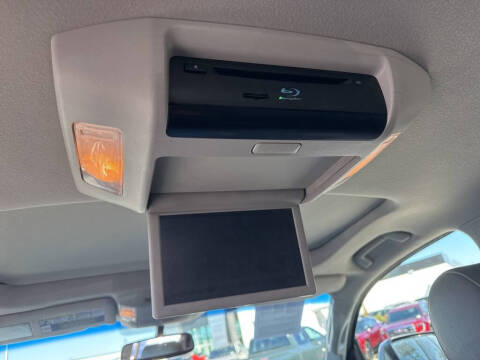 2013 Toyota Sequoia Platinum