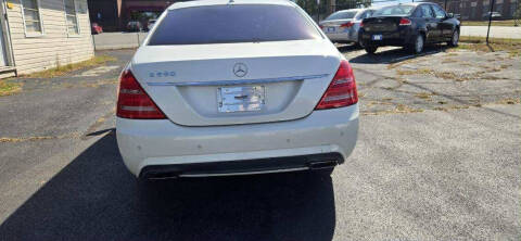 2011 Mercedes-Benz S-Class S 550