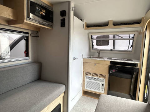 2025 nuCamp RV T@B 320 LITE