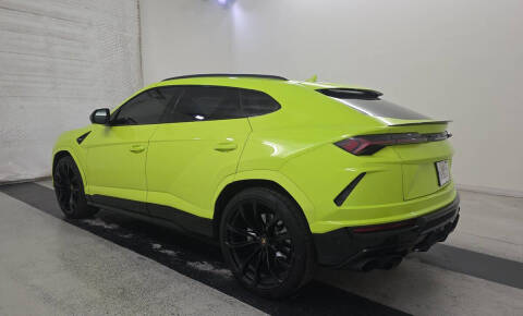 2022 Lamborghini Urus