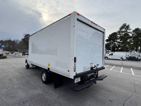 2017 Ford E-Series E-350 SD