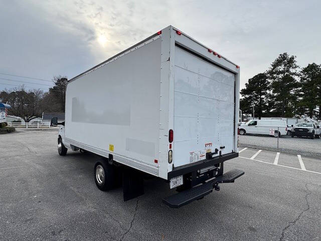 2017 Ford E-Series E-350 SD