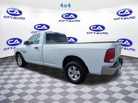 2022 RAM 1500 Classic SLT