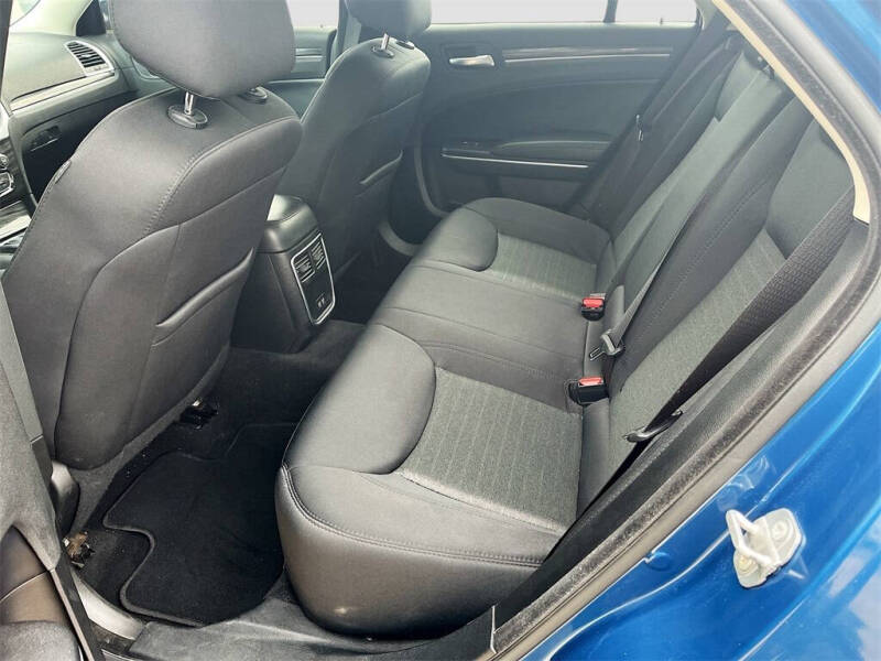 2021 Chrysler 300 Touring