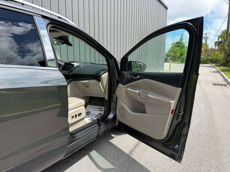 2015 Ford Escape Titanium