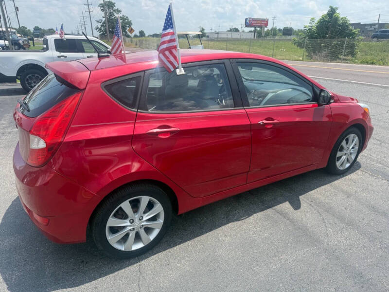 2014 Hyundai Accent SE