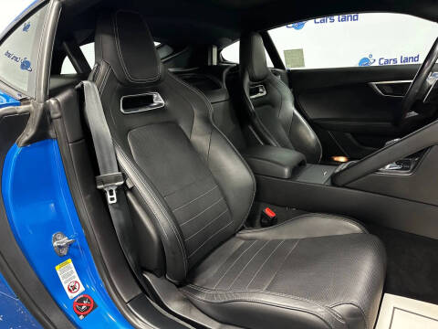 2019 Jaguar F-TYPE P300