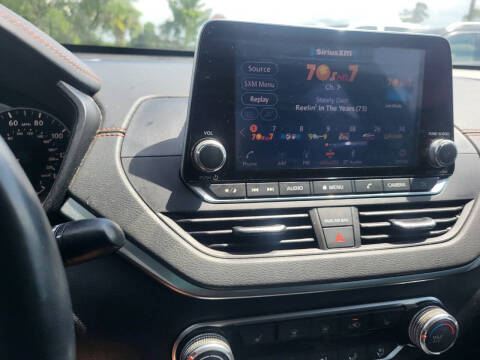 2021 Nissan Altima 2.5 SR