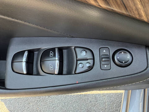 2016 Nissan Maxima Platinum