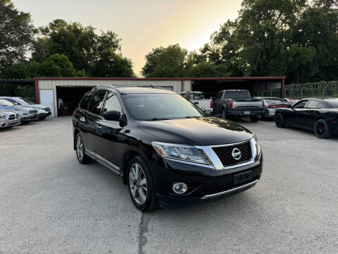 2013 Nissan Pathfinder Platinum