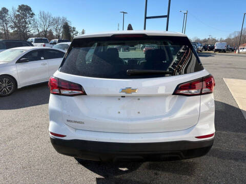 2022 Chevrolet Equinox LS