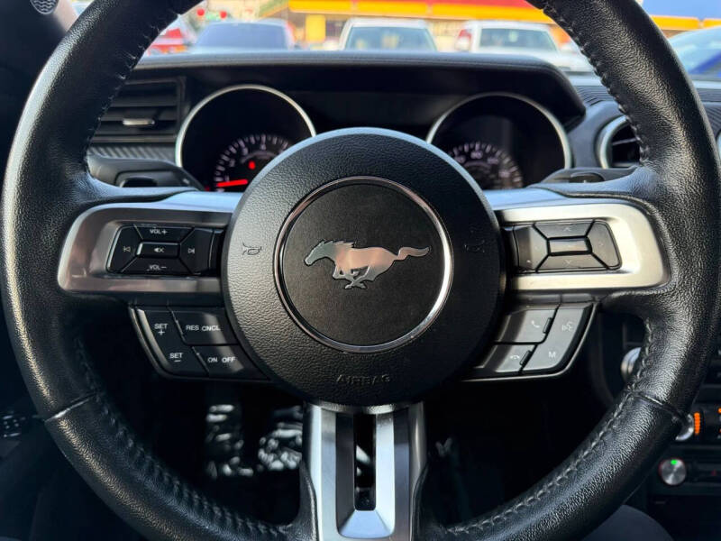 2019 Ford Mustang