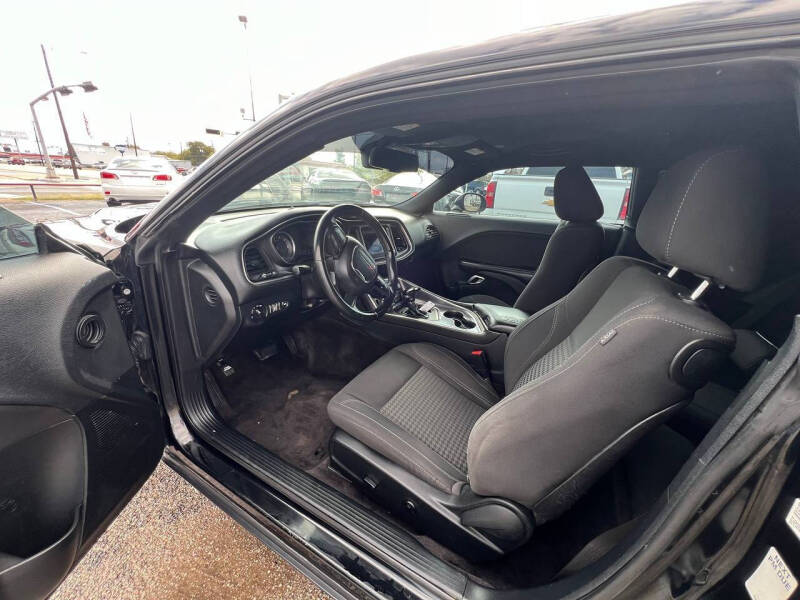 2018 Dodge Challenger SXT