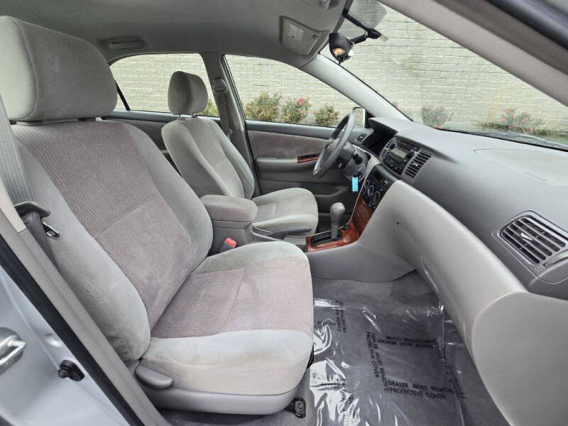 2007 Toyota Corolla LE