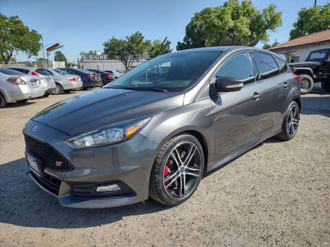 2018 Ford Focus for sale at Larry's Auto Sales Inc. in Fresno CA