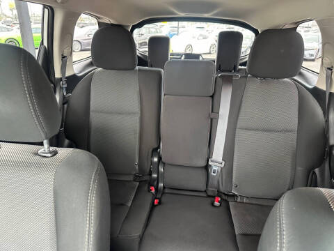 2020 Nissan Pathfinder S