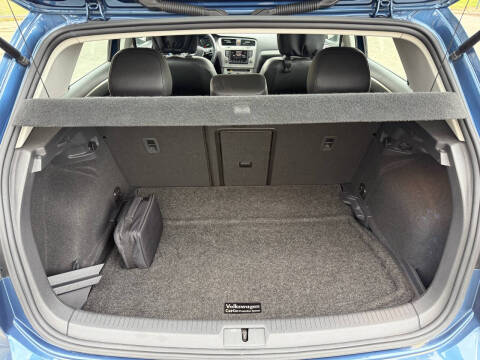 2016 Volkswagen Golf TSI SE