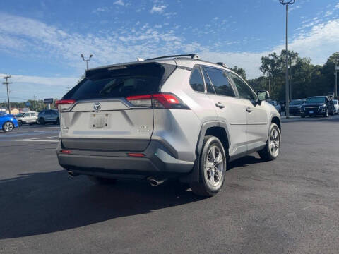 2022 Toyota RAV4 Hybrid XLE
