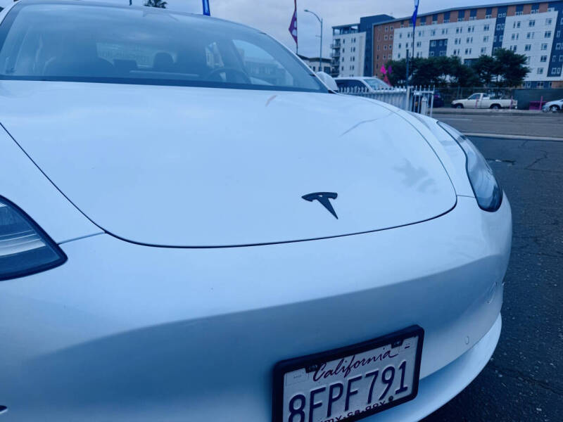 2018 Tesla Model 3 Long Range
