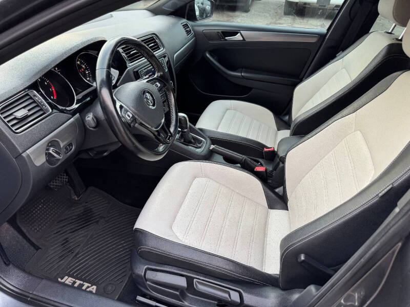 2016 Volkswagen Jetta 1.8T Sport