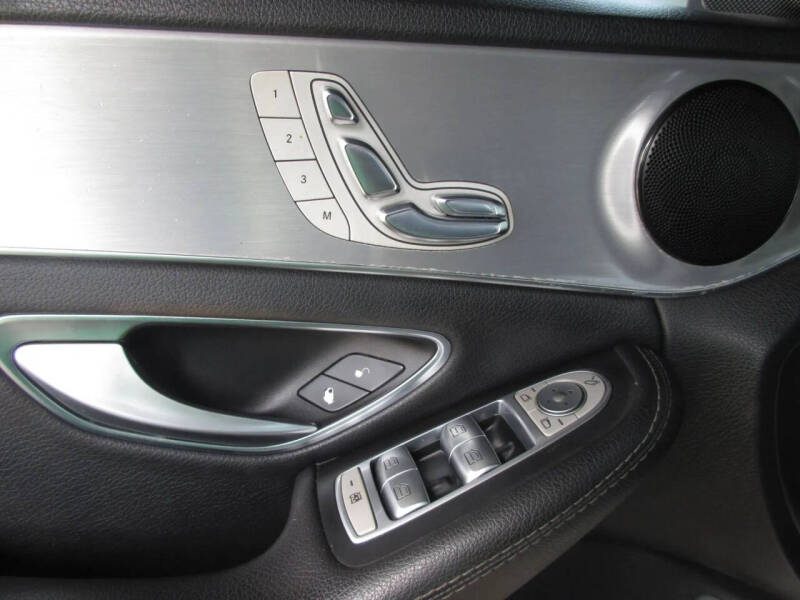 2017 Mercedes-Benz C-Class