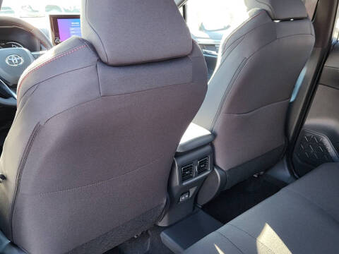 2025 Toyota RAV4 Plug-in Hybrid SE