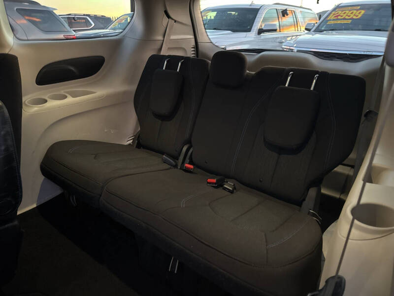 2021 Chrysler Pacifica Touring