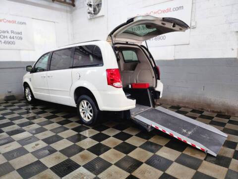 2013 Dodge Grand Caravan for sale at County Car Credit in Cleveland OH
