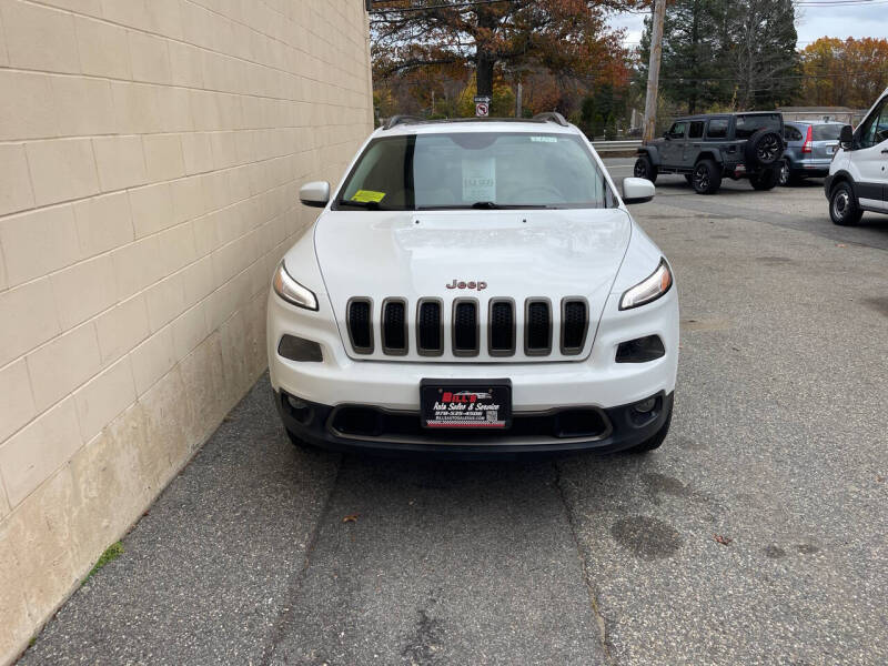 2016 Jeep Cherokee 75th Anniversary photo 2