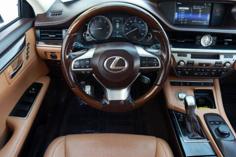 2016 Lexus ES 350