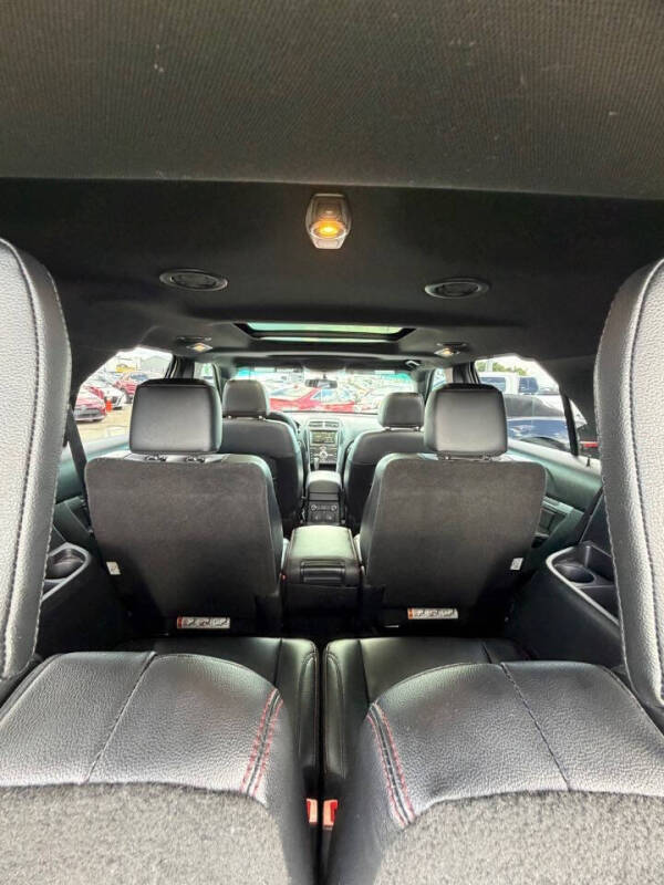 2016 Ford Explorer Sport