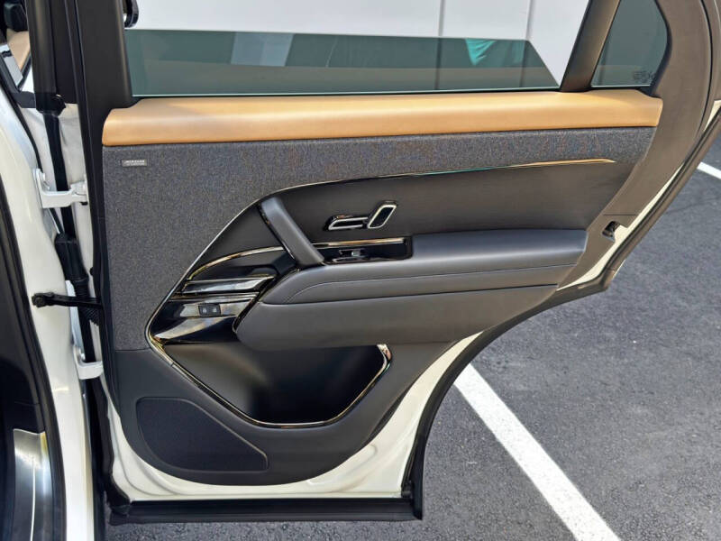 2024 Land Rover Range Rover Sport P550e Autobiography